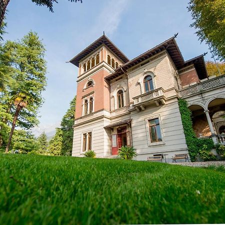 Villa Confalonieri Mandello del Lario Bagian luar foto