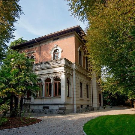 Villa Confalonieri Mandello del Lario Bagian luar foto